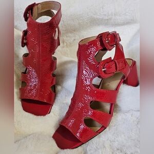 Donald Pliner Phyllis Block Heel Sandal Size 10 Color Red